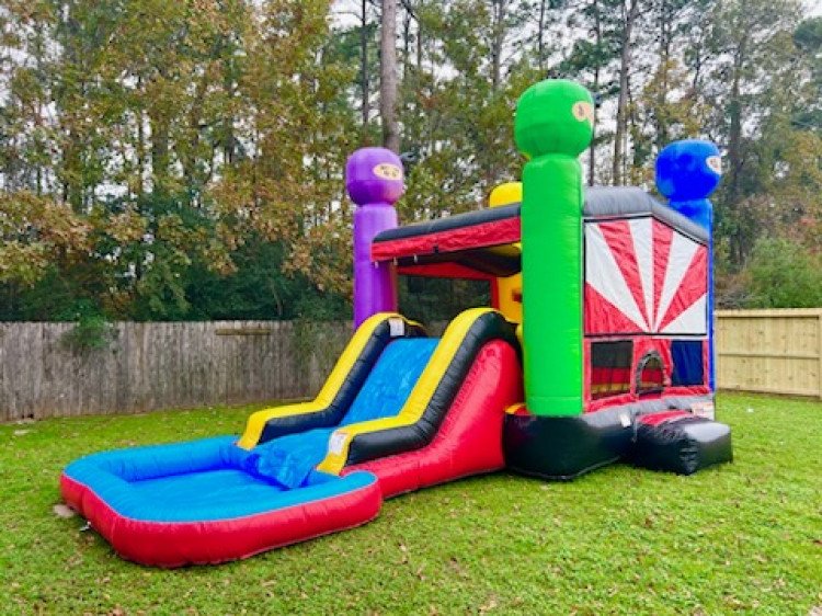 NINJA WARRIOR BOUNCE HOUSE