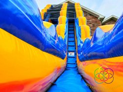 bue7 1573843130 The Bluege 20' Water Slide